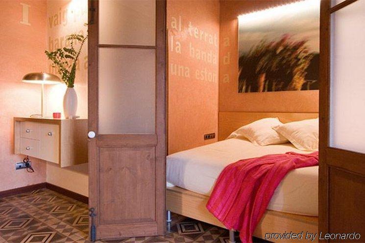 Apartamentos La Casa De Les Lletres Барселона Номер фото